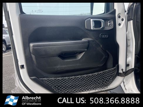 Used 2023 Jeep Wrangler Sport S image 11