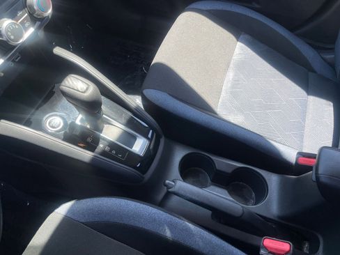 Used 2025 Nissan Versa SV image 41