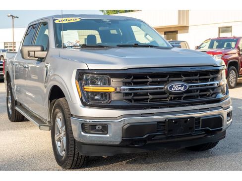 Used 2025 Ford F150 XLT w/ Equipment Group 301A Standard AWD/4WD image 33