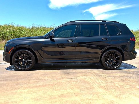 Certified 2024 BMW X7 xDrive40i w/ Executive Package AWD/4WD image 4
