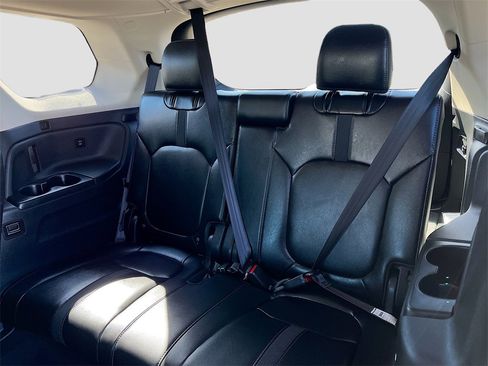 Used 2024 Honda Pilot EX-L image 26