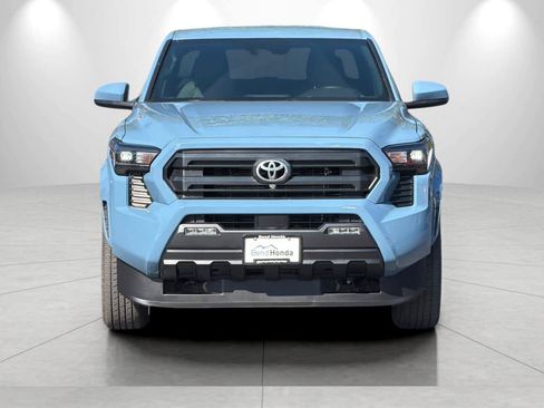 Used 2026 Toyota Tacoma SR5 AWD/4WD image 10