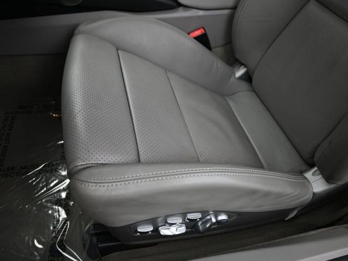 Used 2014 Porsche 911 Turbo S image 22