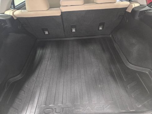 Used 2017 Subaru Outback 2.5i Premium AWD/4WD image 21