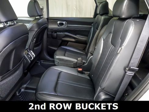 Used 2024 Kia Sorento SX image 15