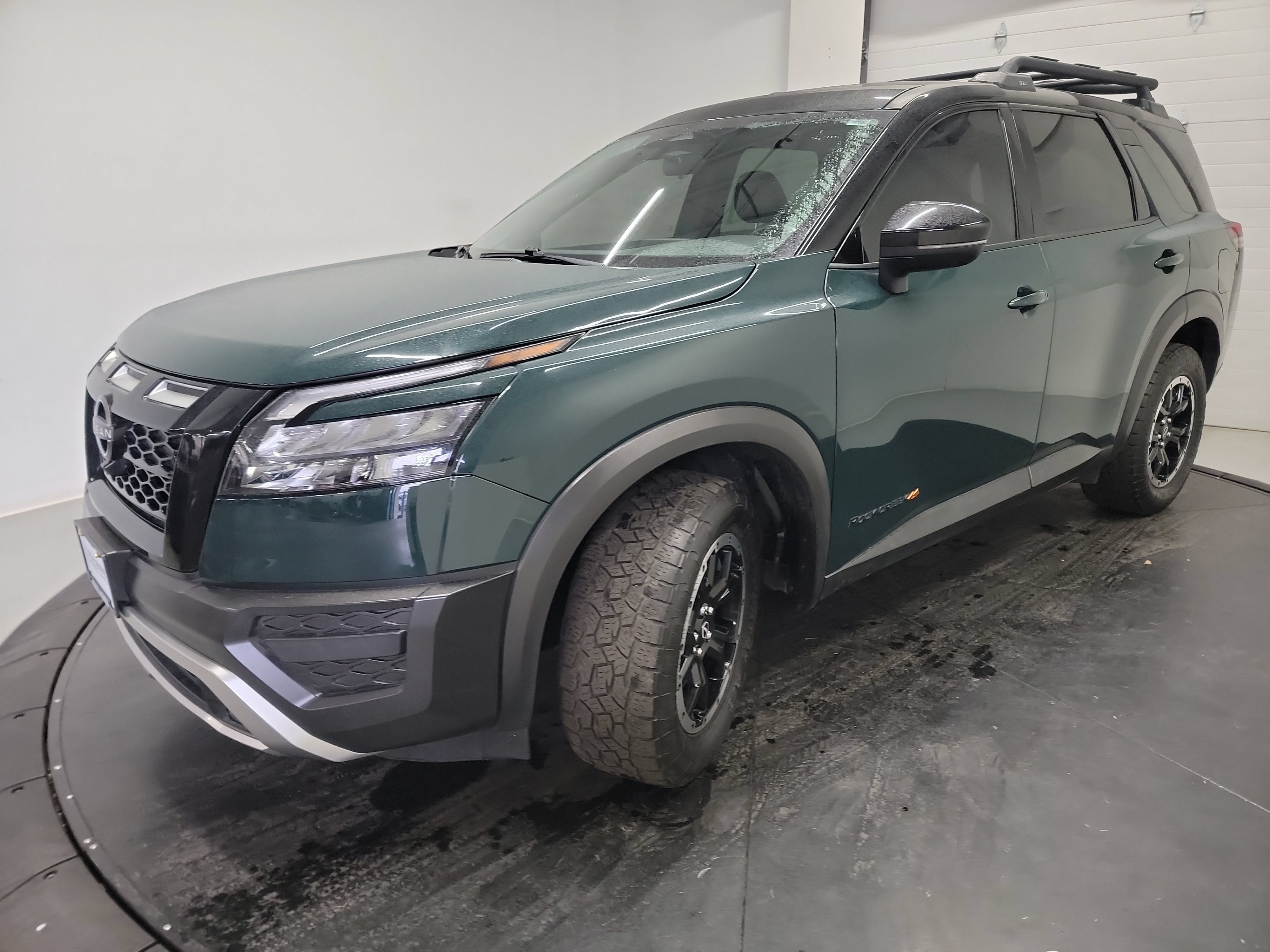 Used 2023 Nissan Pathfinder Rock Creek AWD/4WD image 3