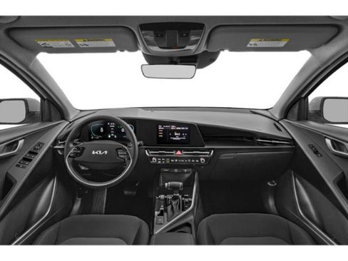 Certified 2024 Kia Niro LX image 11