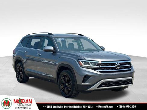 Certified 2023 Volkswagen Atlas SE w/ Panoramic Sunroof Package AWD/4WD image 7