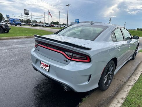Used 2021 Dodge Charger R/T w/ Blacktop Package RWD image 8