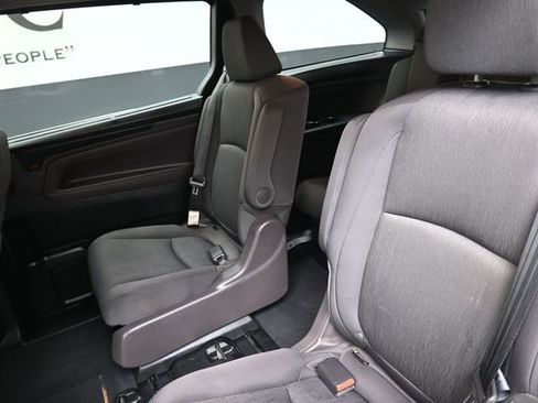 Used 2019 Honda Odyssey EX image 21