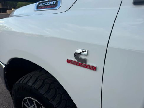 Used 2021 RAM 2500 Big Horn image 9