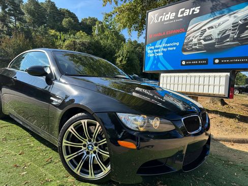 Used 2010 BMW M3 Convertible 2D image 33