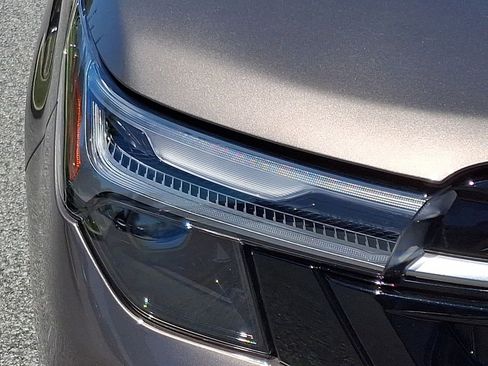 Certified 2025 Subaru Forester Touring AWD/4WD image 10