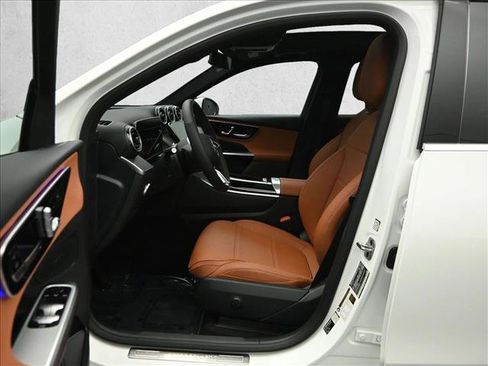 Certified 2026 Mercedes-Benz GLC 300 4MATIC image 9