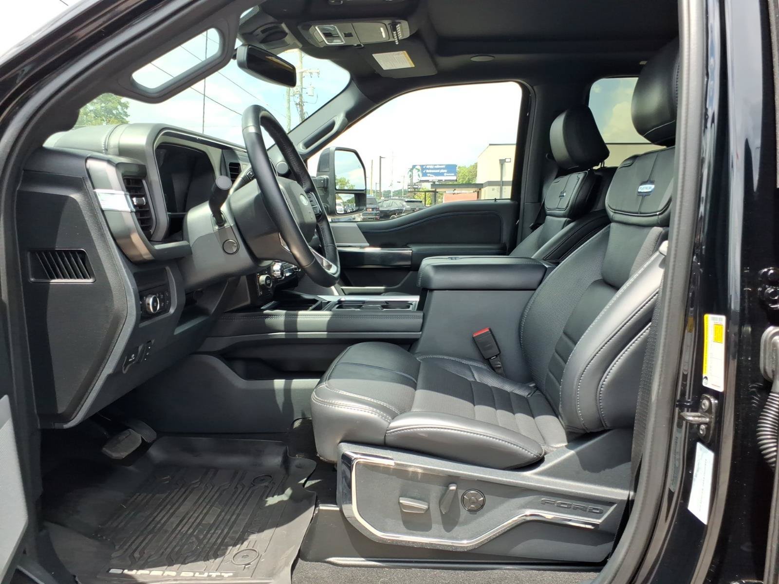 Used 2026 Ford F250 Platinum AWD/4WD image 11