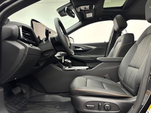 New 2026 Buick Envista Avenir FWD image 17