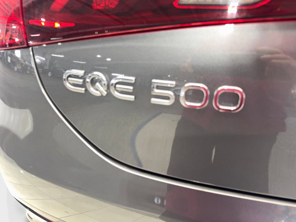 Used 2023 Mercedes-Benz EQE 500 4MATIC Sedan image 24