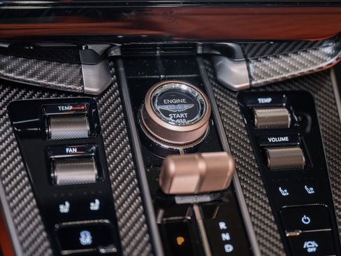 New 2026 Aston Martin Vanquish Convertible image 32