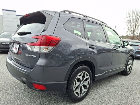 Certified 2023 Subaru Forester Premium image 7