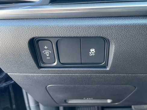 New 2026 Kia Sorento S w/ S Panoramic Sunroof Package FWD image 10