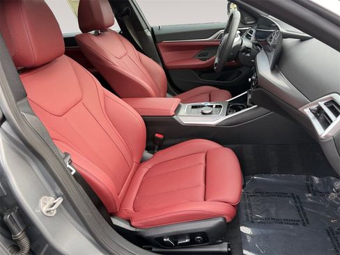 Used 2025 BMW i4 xDrive40i w/ Premium Package image 15