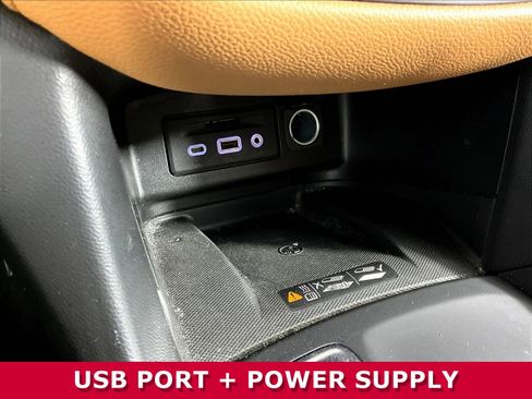Used 2021 Chevrolet Equinox Premier FWD image 14