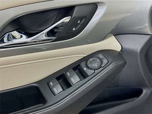 Used 2023 Chevrolet Traverse LS w/ Safety Package image 30