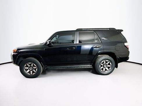 Used 2021 Toyota 4Runner TRD Off-Road image 4