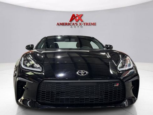 Used 2025 Toyota GR86 Premium w/ Performance Package RWD image 10