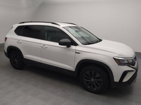 Used 2022 Volkswagen Taos S FWD image 11