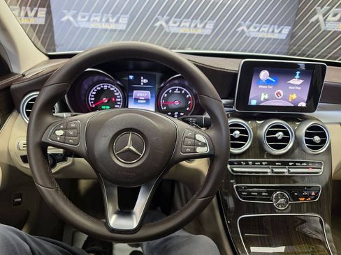Used 2015 Mercedes-Benz C 300 4MATIC Sedan image 19