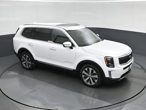 Used 2021 Kia Telluride S AWD/4WD image 69