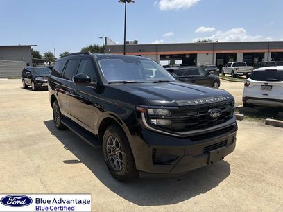 Used 2025 Ford Expedition Active