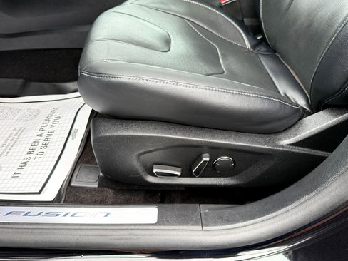 Used 2019 Ford Fusion Energi Titanium image 14