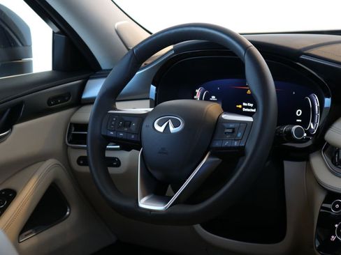 Certified 2025 INFINITI QX60 Luxe image 33