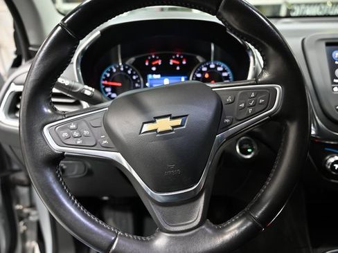 Used 2022 Chevrolet Equinox LT image 21
