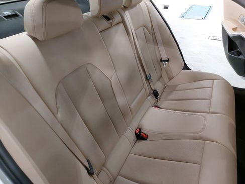 Used 2022 BMW 330i xDrive Sedan w/ Driving Assistance Package image 12