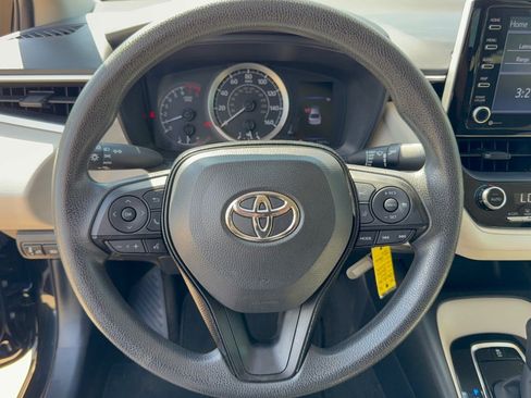 Used 2021 Toyota Corolla LE FWD image 10