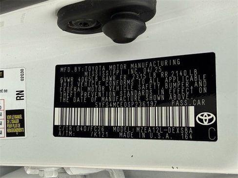 Used 2025 Toyota Corolla SE image 34