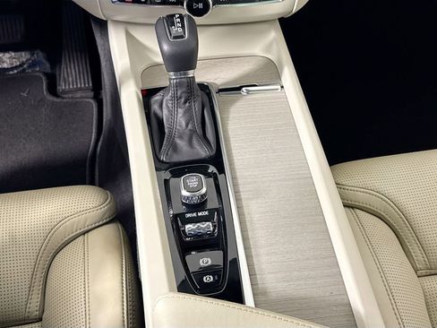 Used 2018 Volvo XC60 T5 Inscription w/ Luxury Seat Package image 19