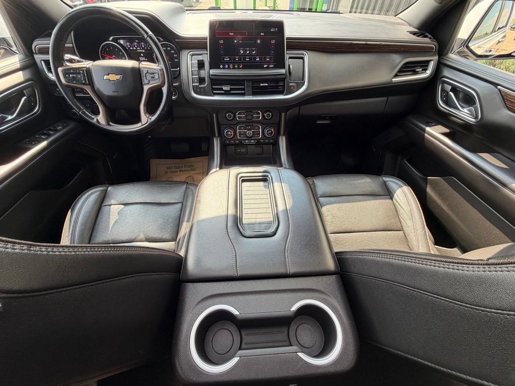 Used 2021 Chevrolet Suburban High Country AWD/4WD image 12