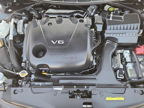 Used 2017 Nissan Maxima Platinum image 24