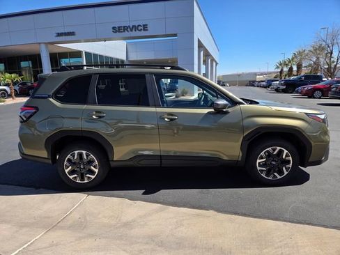 Used 2026 Subaru Forester Premium image 13