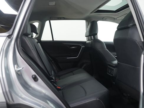 Used 2025 Toyota RAV4 XLE Premium image 11