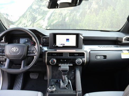 New 2026 Toyota Tacoma SR5 AWD/4WD image 9