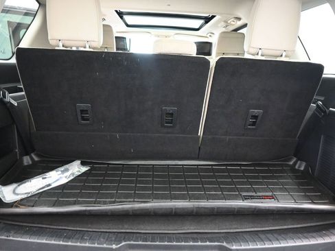 Used 2018 Ford Expedition Platinum image 27