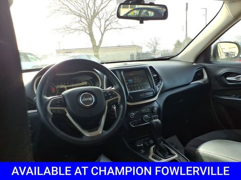 Used 2016 Jeep Cherokee Latitude w/ Cold Weather Group image 9