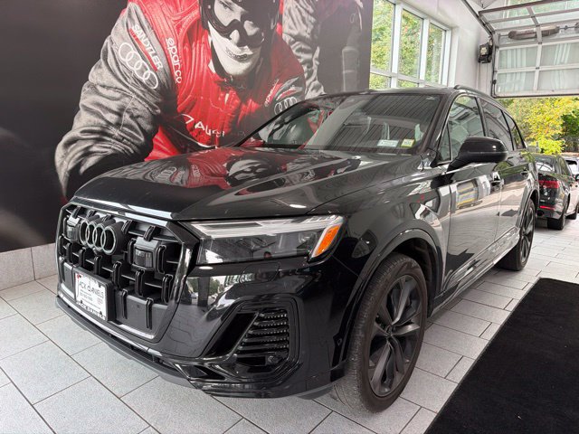 Used 2025 Audi Q7 3.0T Premium Plus AWD/4WD image 1