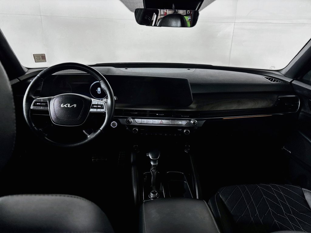 Used 2025 Kia Telluride SX X-Line AWD/4WD image 12