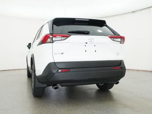 New 2025 Toyota RAV4 XLE image 40